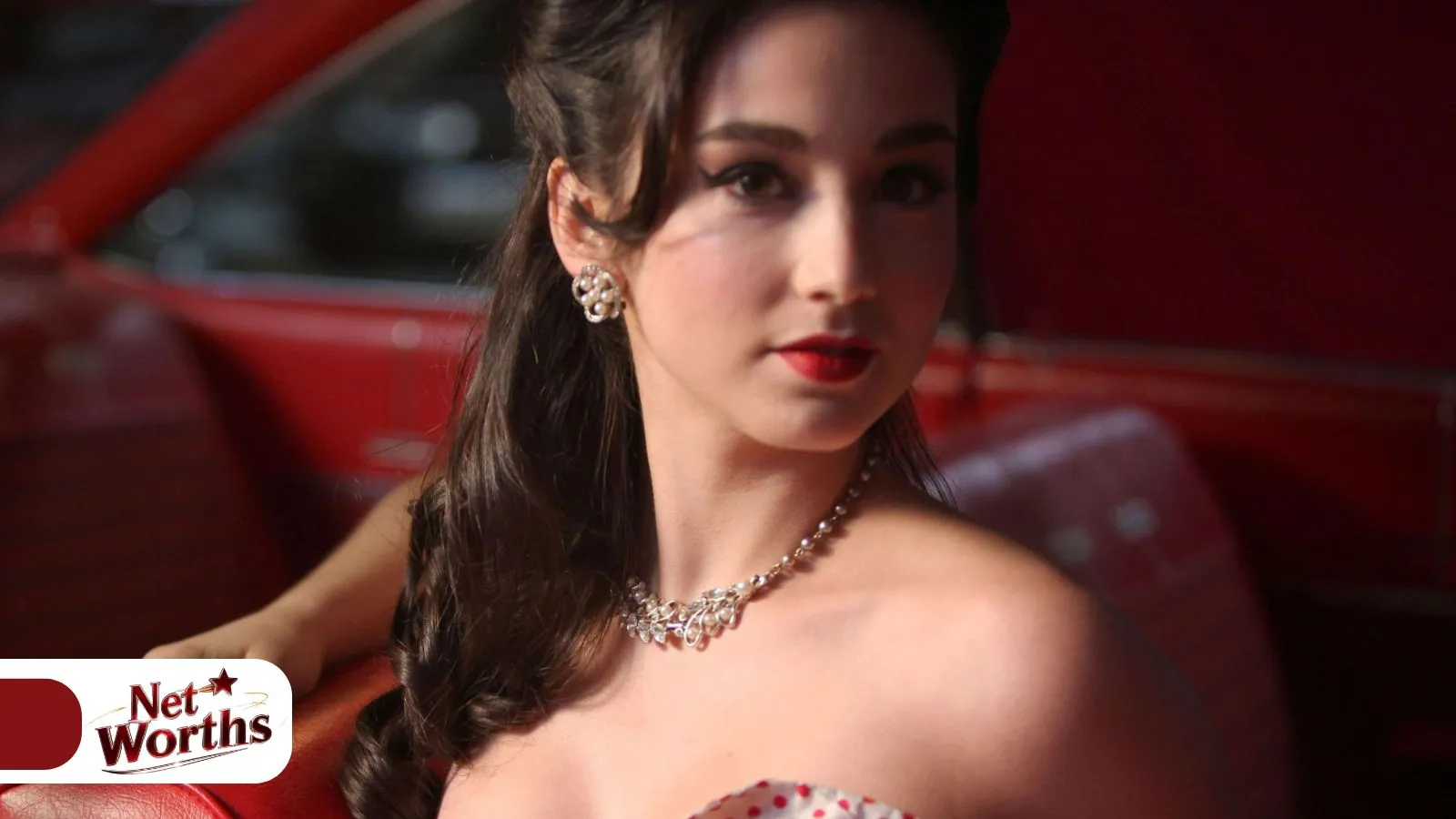 Molly Ephraim